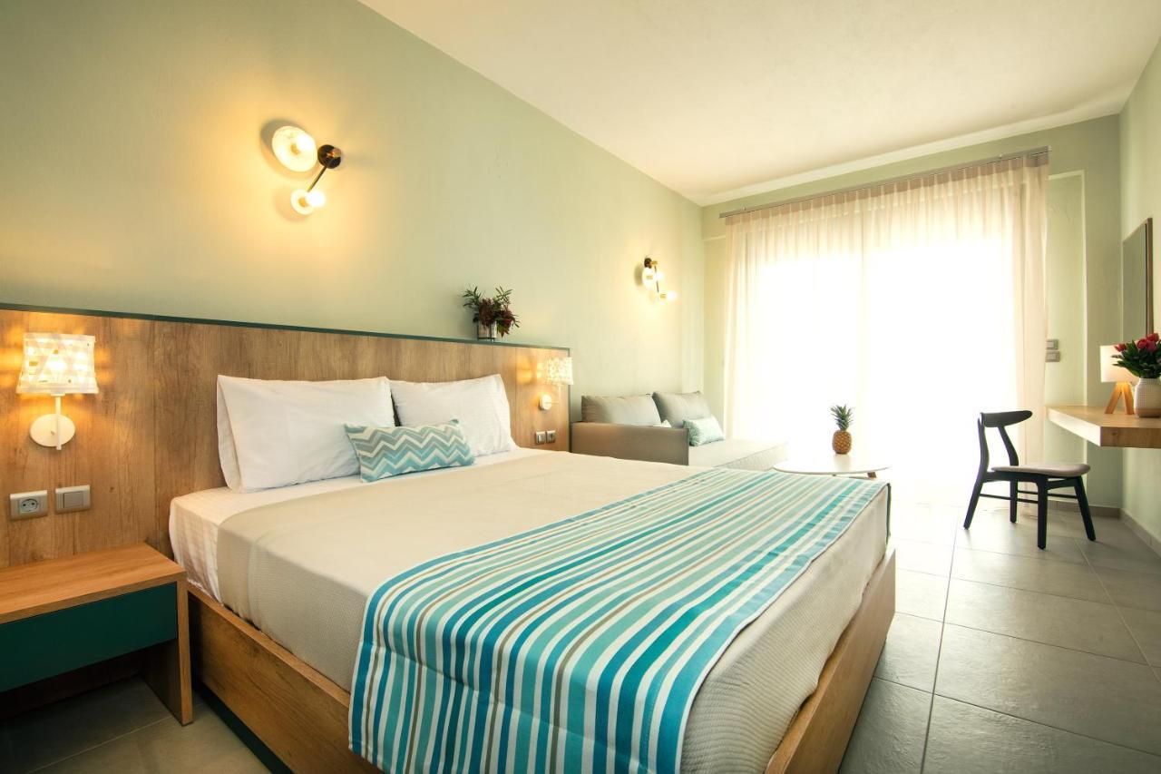Le Grand Reve Aparthotel Gerakini Exterior photo