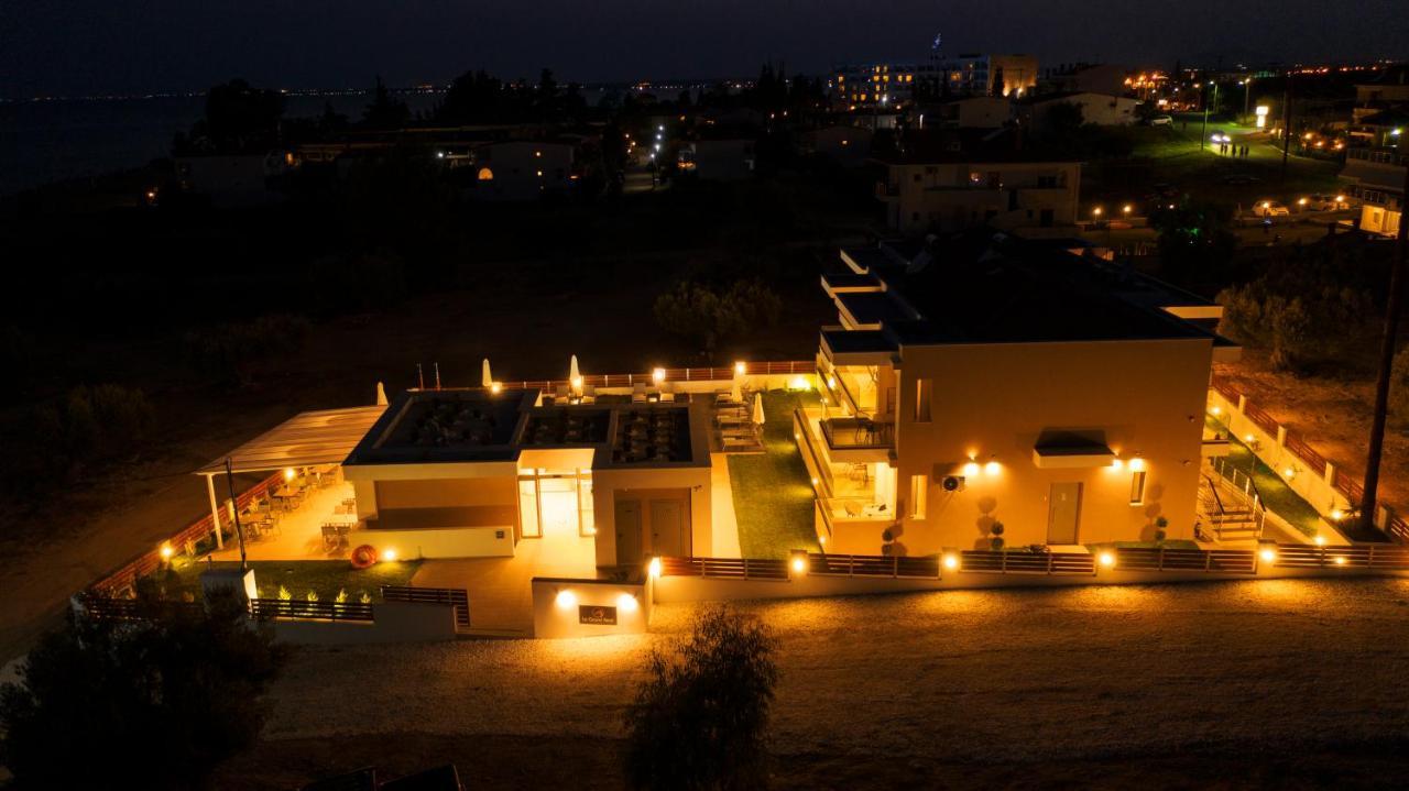 Le Grand Reve Aparthotel Gerakini Exterior photo